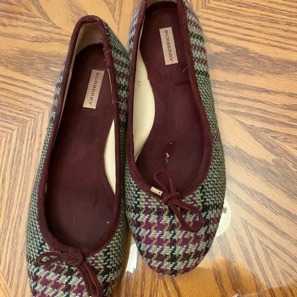 Burberry Women's Multicolor Houndstooth Flats - Picture 3 of 6